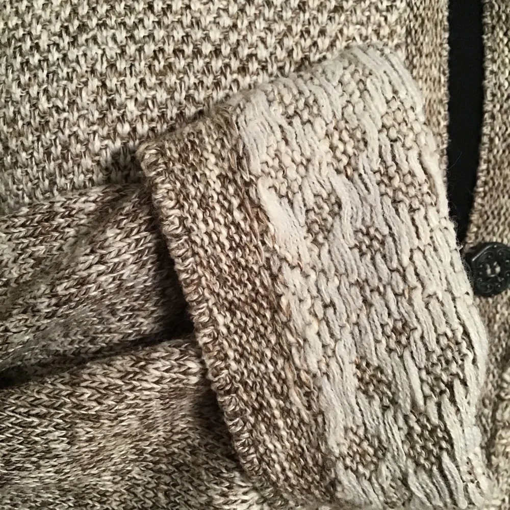 Woman's Cardigan - Nordic Design - Picture 4 of 8